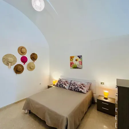 Appartement Casa Mami 2 *