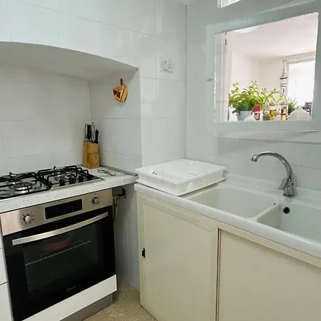 Apartamento Casa Mami 2 *